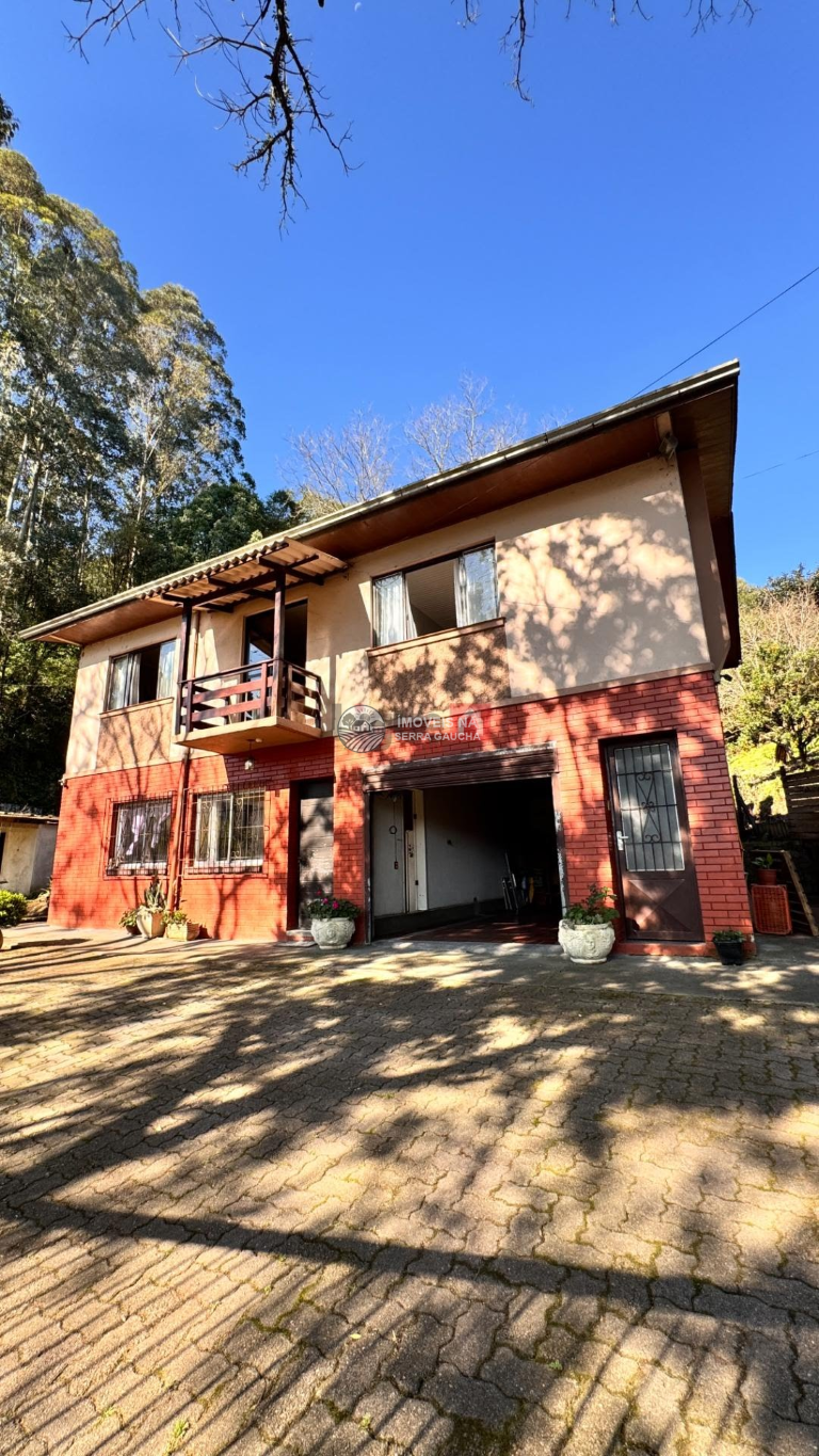 CASA EM SANTA CORONA- CAXIAS DO SUL