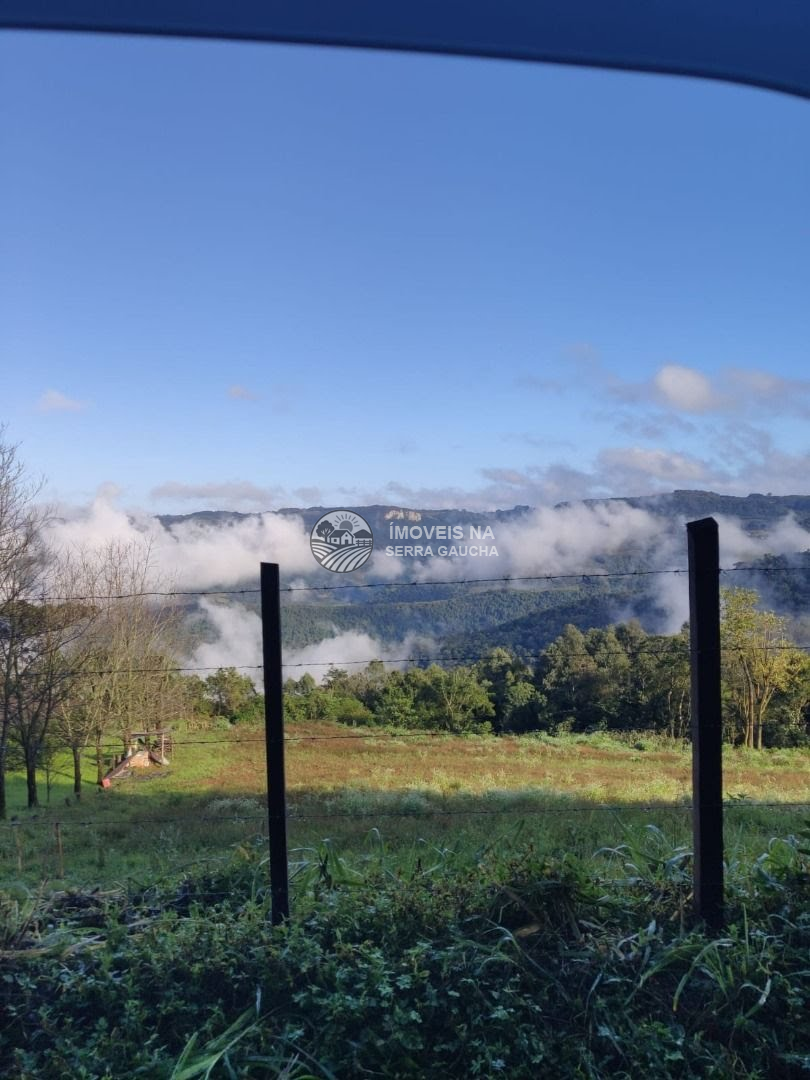 CHAÁCARA EM VILA CRISTINA-CAXIAS SUL